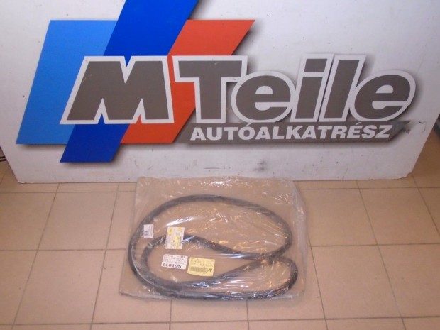 [GYRI J] SKODA - KDER GUMI JOBB HTS - OCTAVIA COMBI (2021)